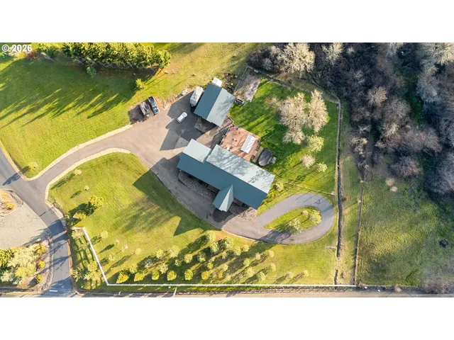 $680,000 | 125 Kestrel Lane, Roseburg, OR 97471