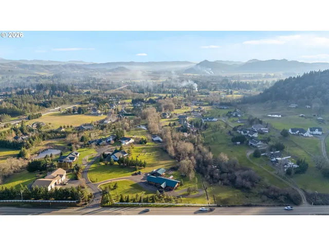 $680,000 | 125 Kestrel Lane, Roseburg, OR 97471