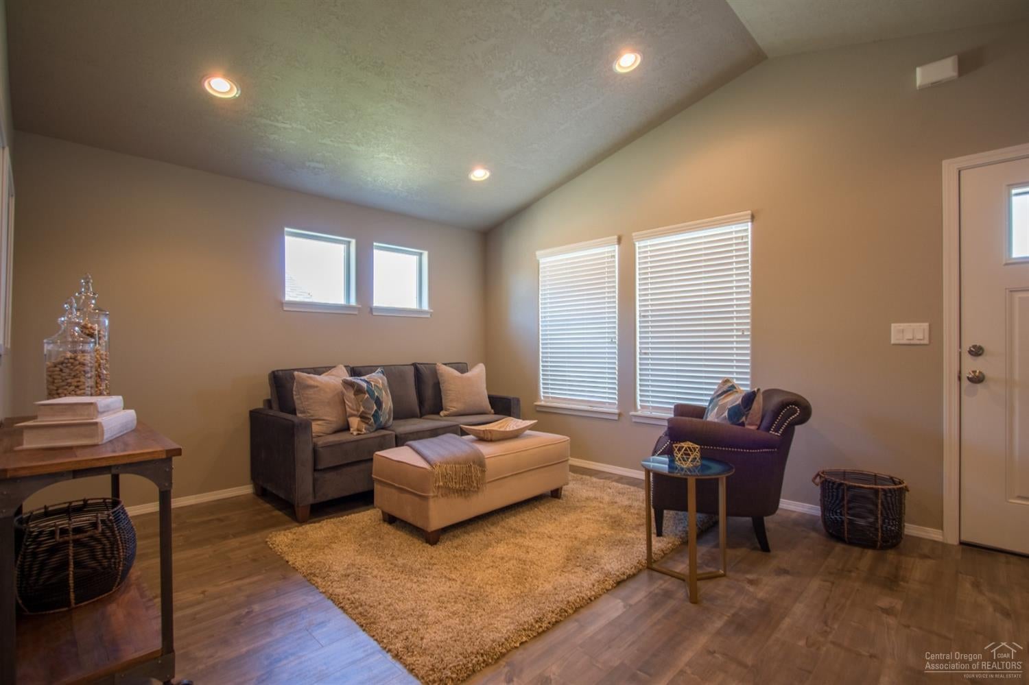 878 North Trinity Way Sisters, OR 97759 - Photo 8 of 22 Additional Photo