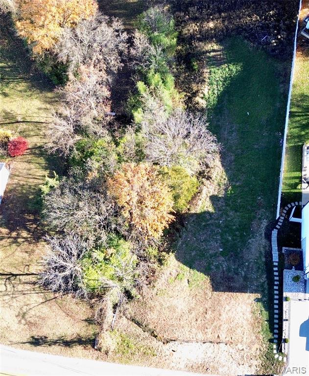 3702 Yaeger Road Oakville, MO 63129 - Photo 2 of 7