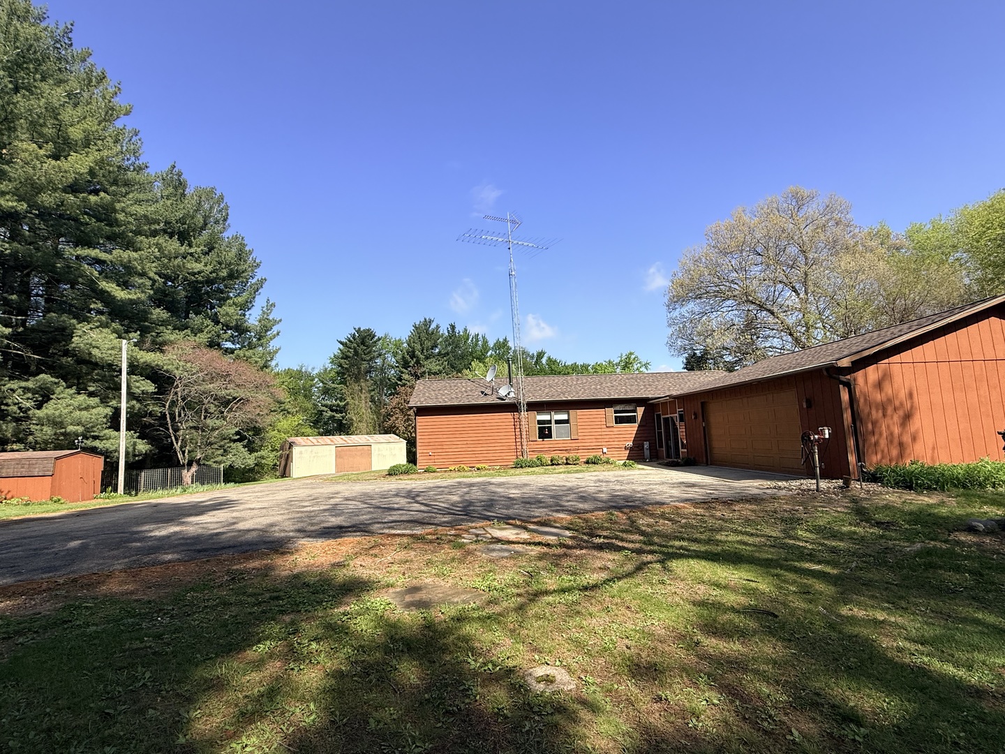 1355 Sublette Road Amboy, IL 61310 - Photo 3 of 52