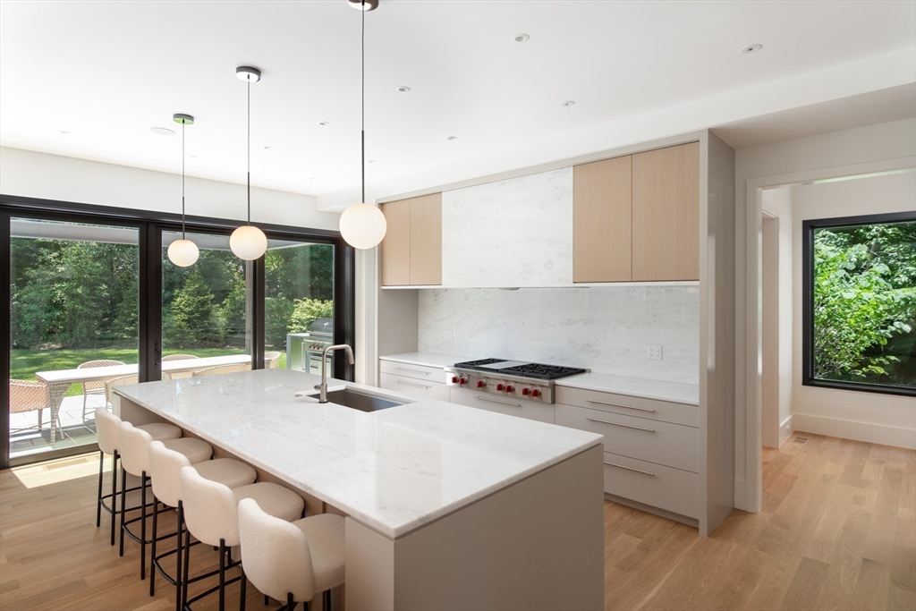 23 Thoreau Road Lexington, MA 02420 - Photo 13 of 41