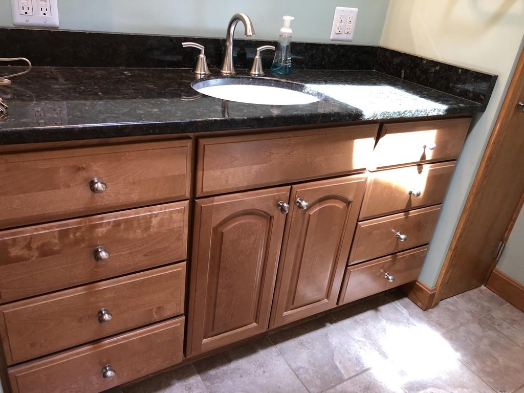 125 Baldwin Road Billerica, MA 01821 - Photo 11 of 24 Gallery Image 11