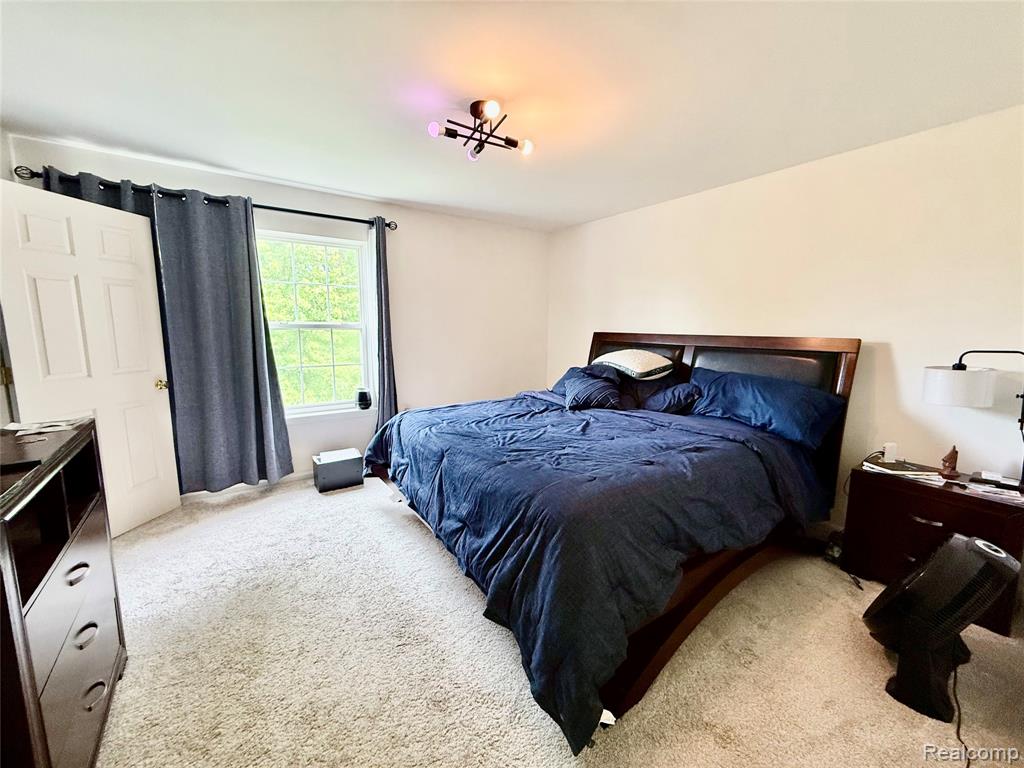 609 Cherry Orchard Road Canton, MI 48188 - Photo 11 of 20