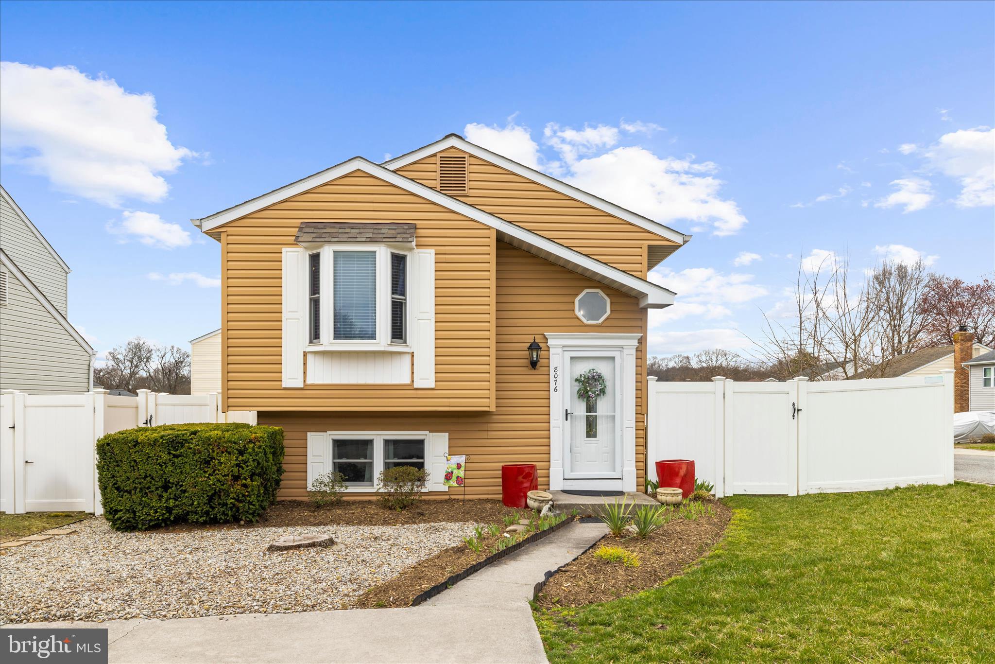 8076 Outing Avenue Pasadena, MD 21122 - Photo 2 of 58