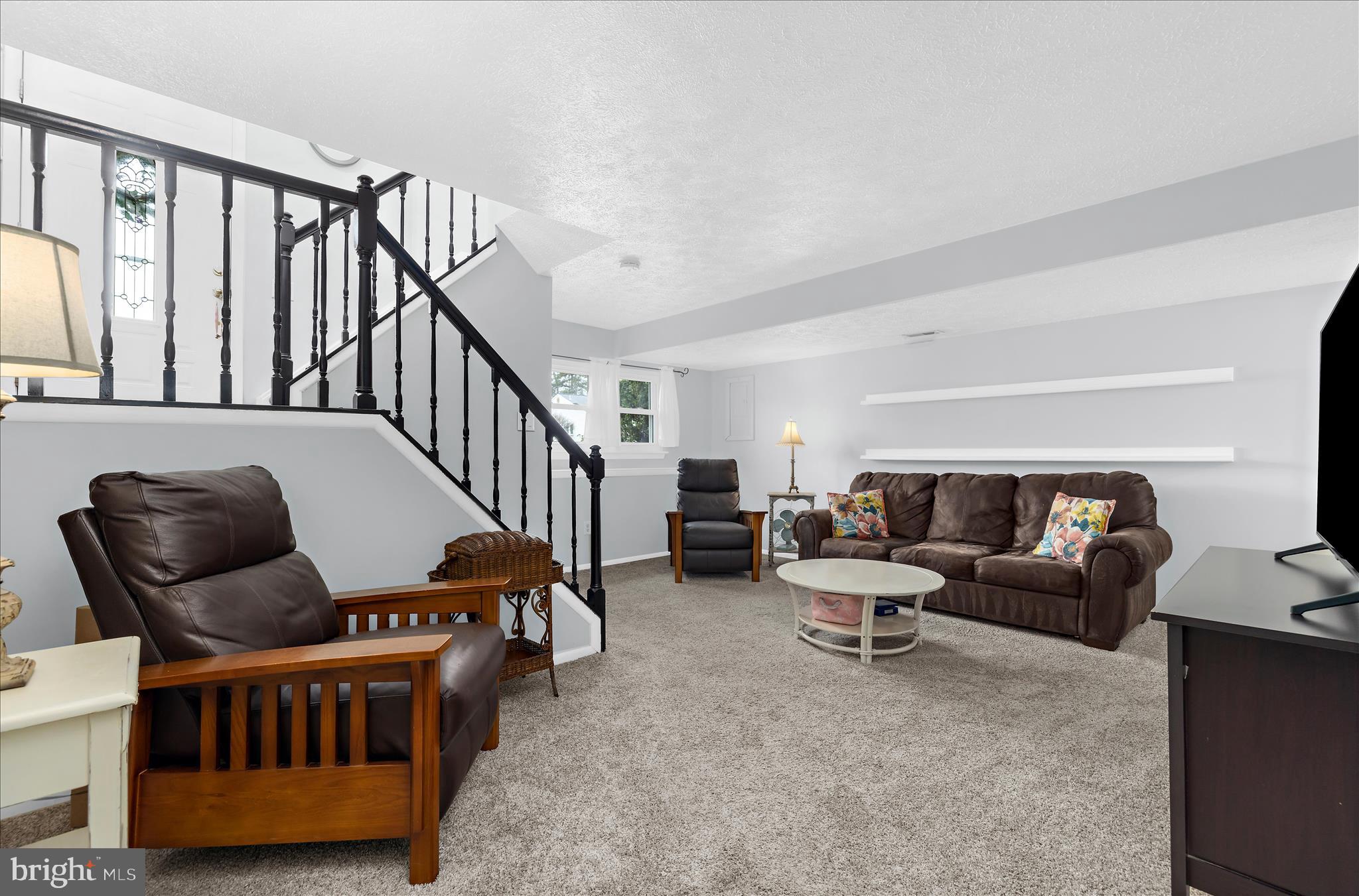 8076 Outing Avenue Pasadena, MD 21122 - Photo 7 of 58