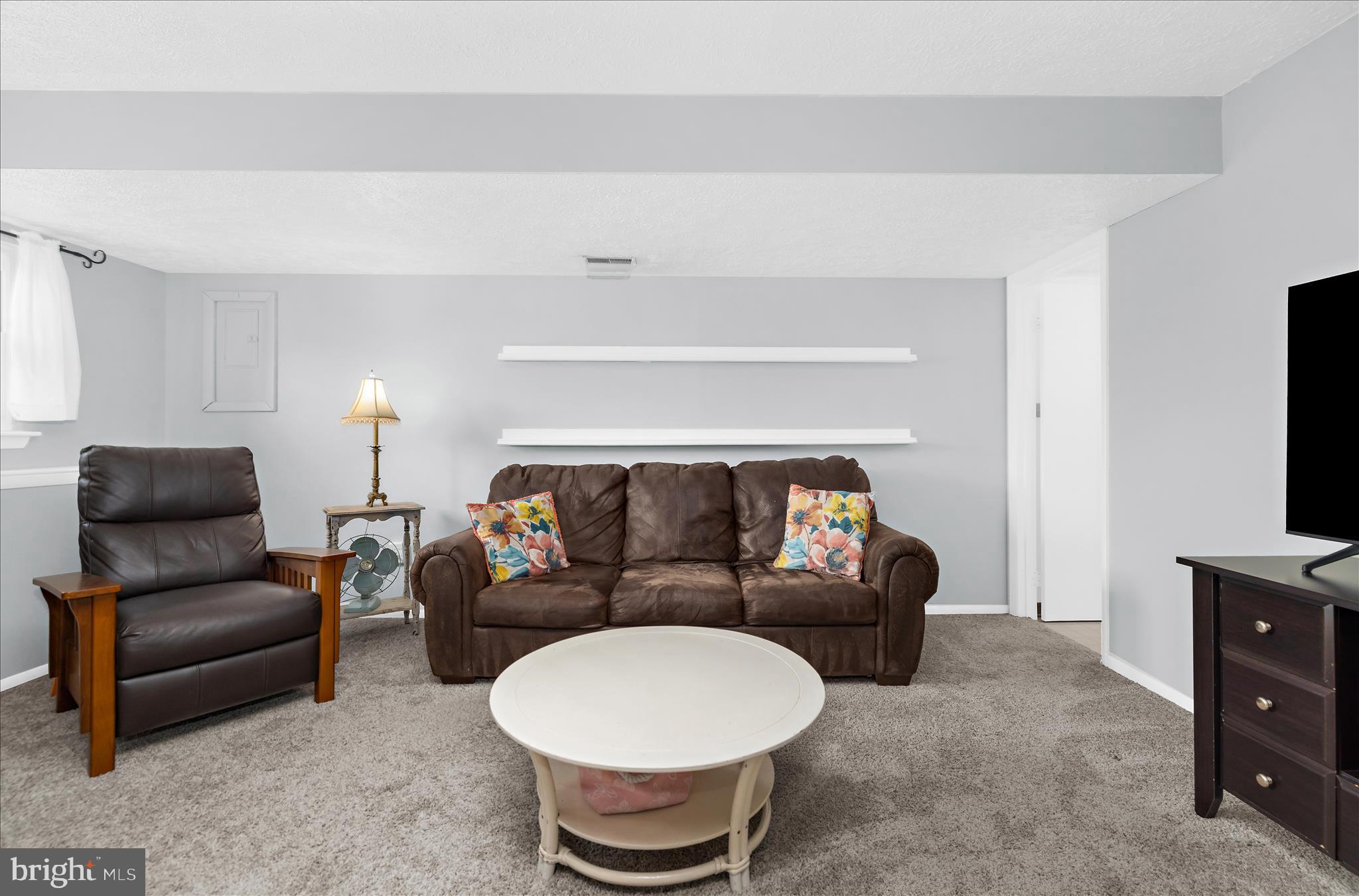 8076 Outing Avenue Pasadena, MD 21122 - Photo 8 of 58