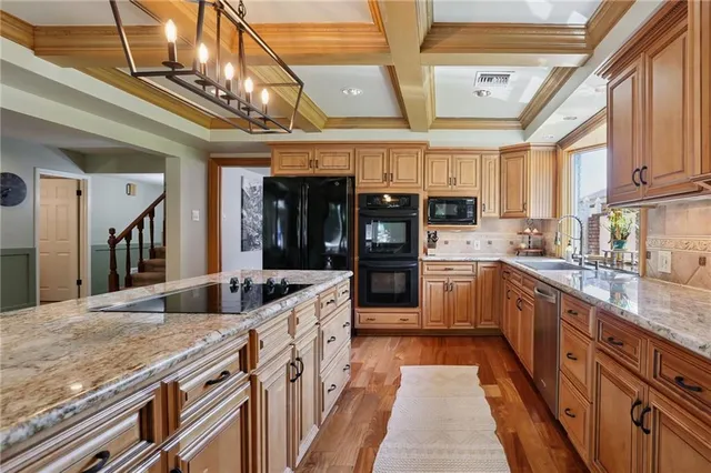 $660,000 | 5112 Haring Court, Metairie, LA 70006