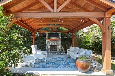 $660,000 | 5112 Haring Court, Metairie, LA 70006