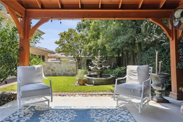 $660,000 | 5112 Haring Court, Metairie, LA 70006