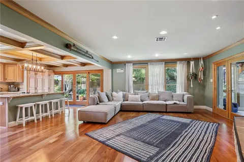 $660,000 | 5112 Haring Court, Metairie, LA 70006