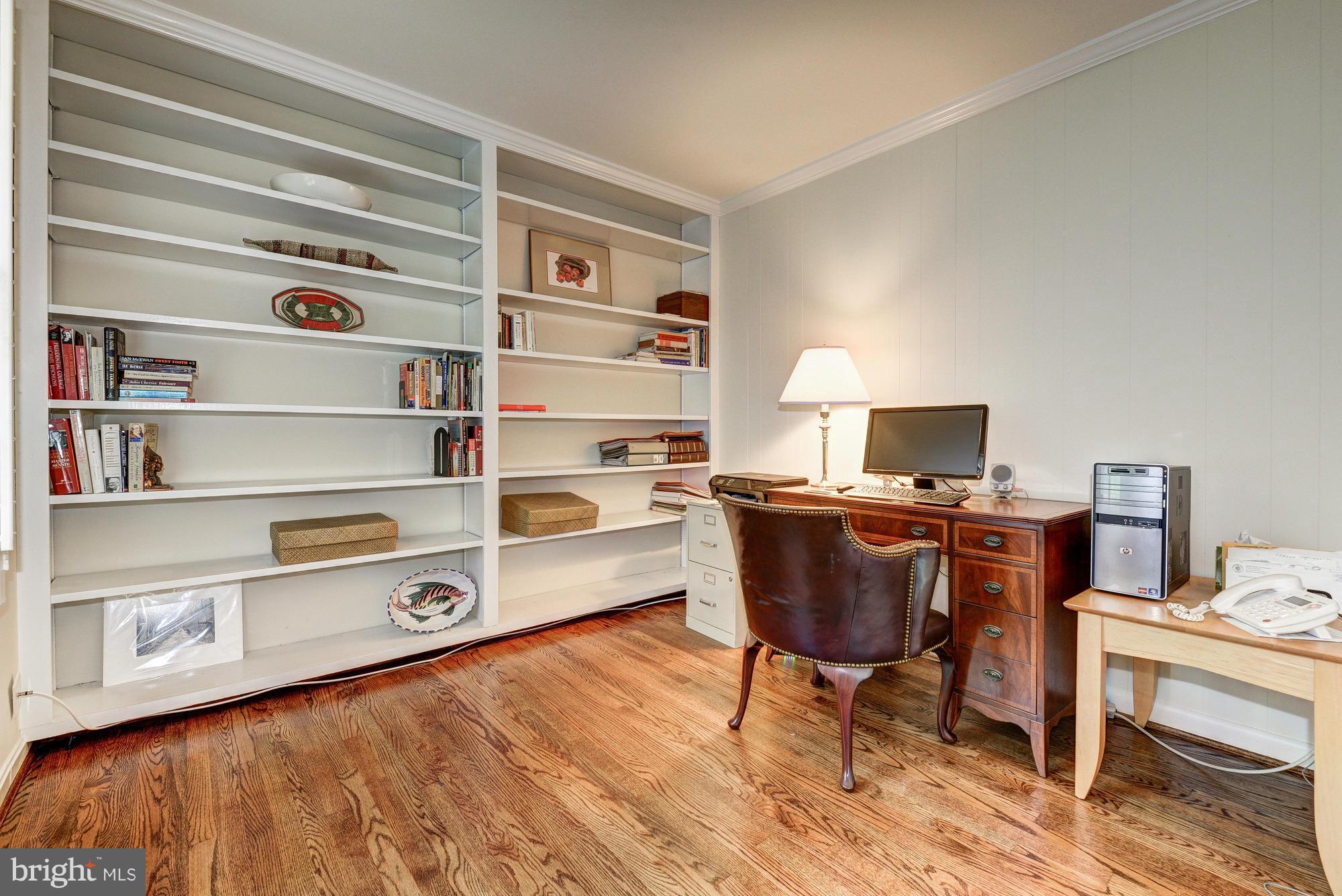 8921 Seven Locks Road Bethesda, MD 20817 - Photo 3 of 30 Interior (General)