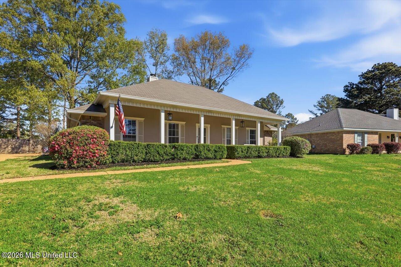 209 Pine Place Madison, MS 39110 - Photo 3 of 30 03-209 Pine Pl _ Home Tours MS