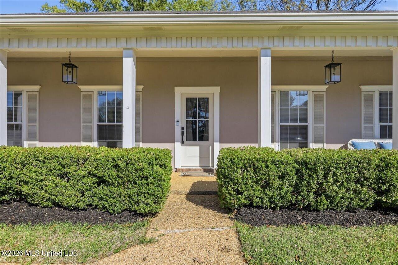 209 Pine Place Madison, MS 39110 - Photo 6 of 30 06-209 Pine Pl _ Home Tours MS