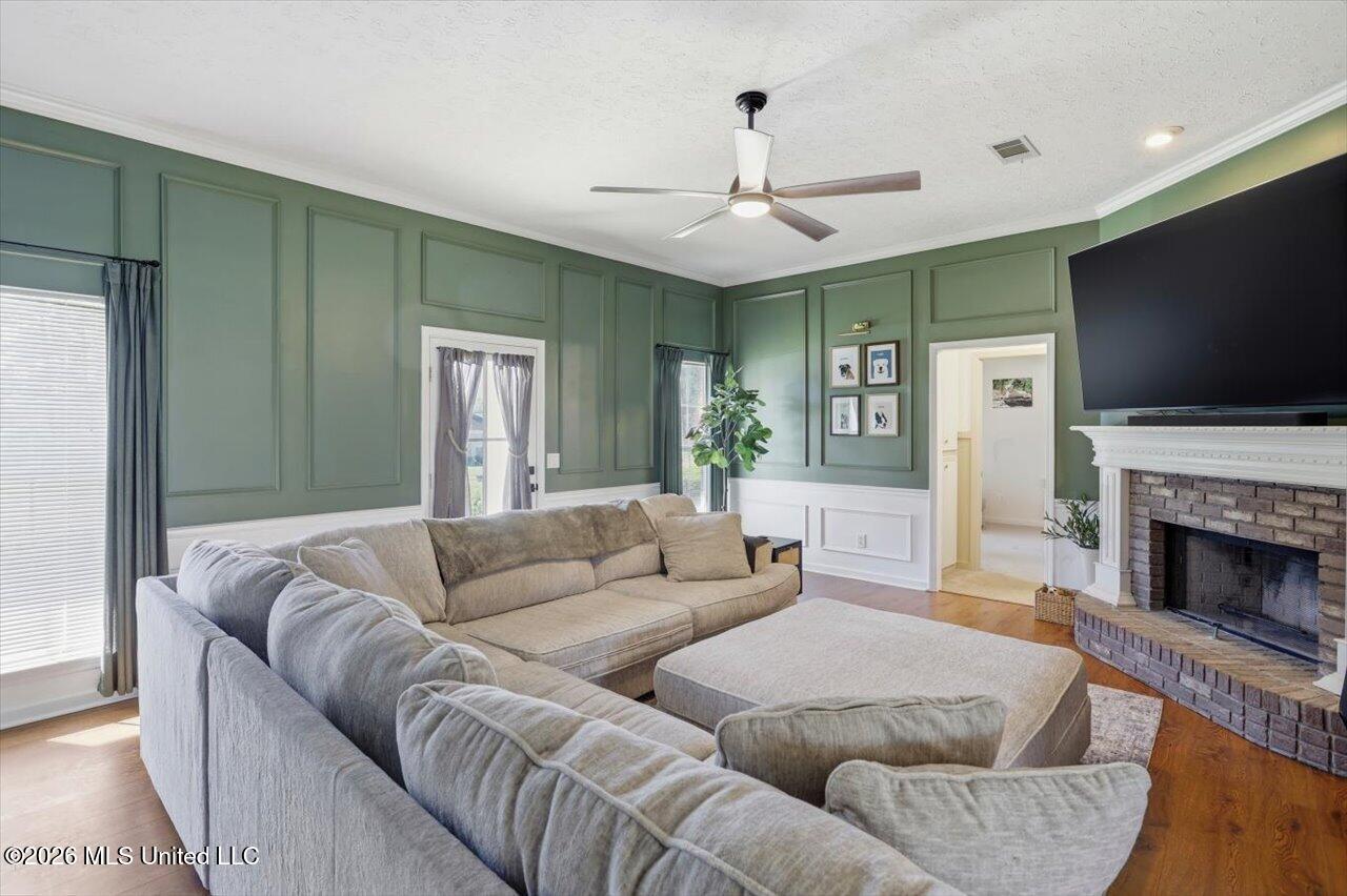 209 Pine Place Madison, MS 39110 - Photo 8 of 30 08-209 Pine Pl _ Home Tours MS