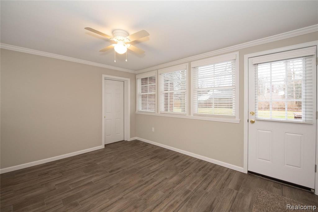 1699 Littlestone Road Grosse Pointe Woods, MI 48236 - Photo 28 of 54