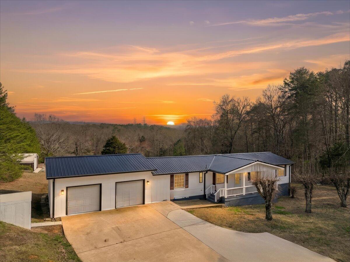 8635 Brenda Drive Harrison, TN 37341 - Photo 1 of 32 01-Pinnacle Tour - 8635 Brenda - 28-VT