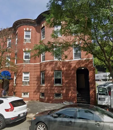 $3,800 | 38 South Huntington Avenue, Unit 3, Boston, MA 02130