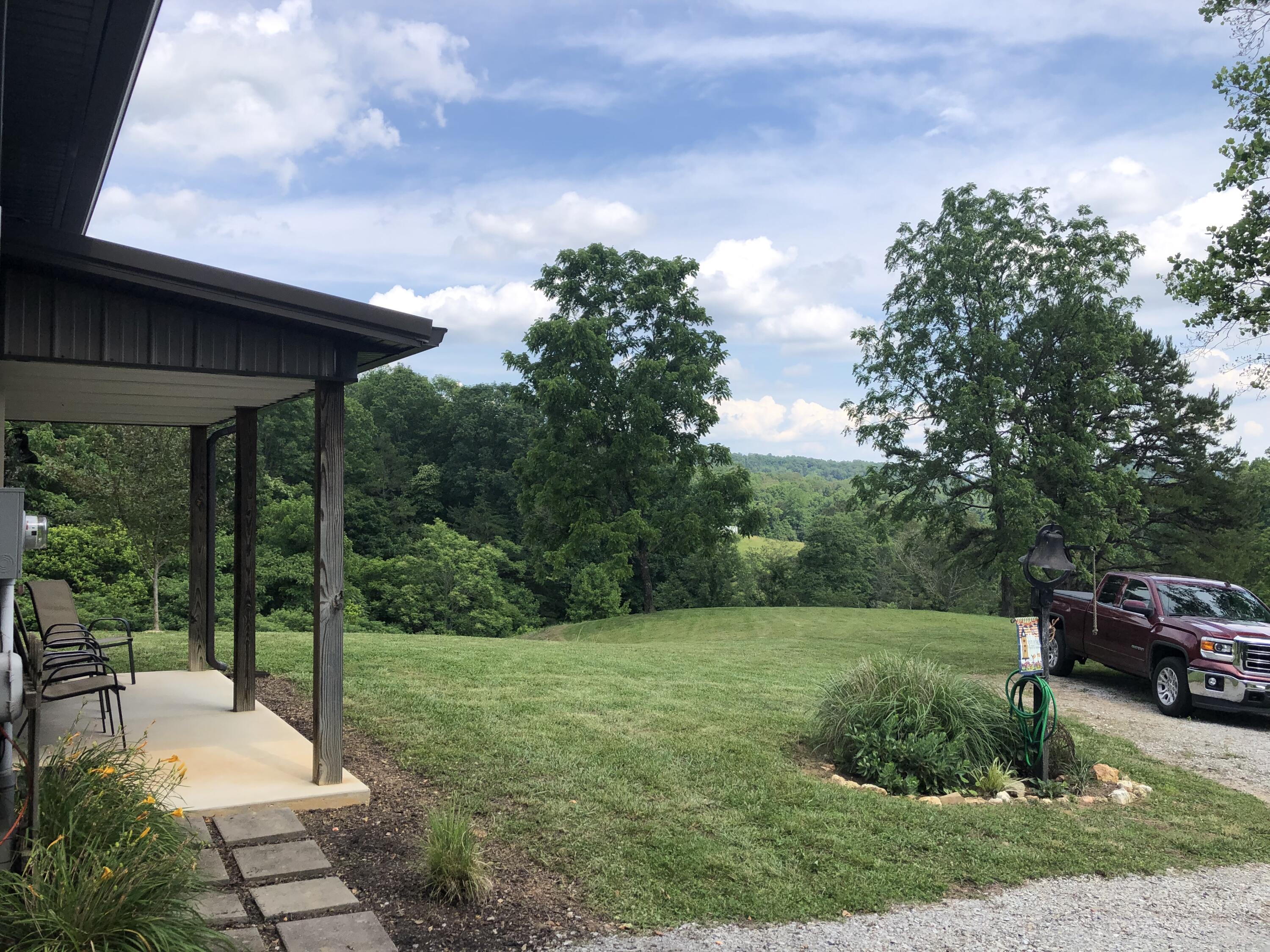 421 Greasy Hollow Road Speedwell, TN 37870 - Photo 8 of 17 16177161-5FE5-42B7-83F9-9832B83546C8