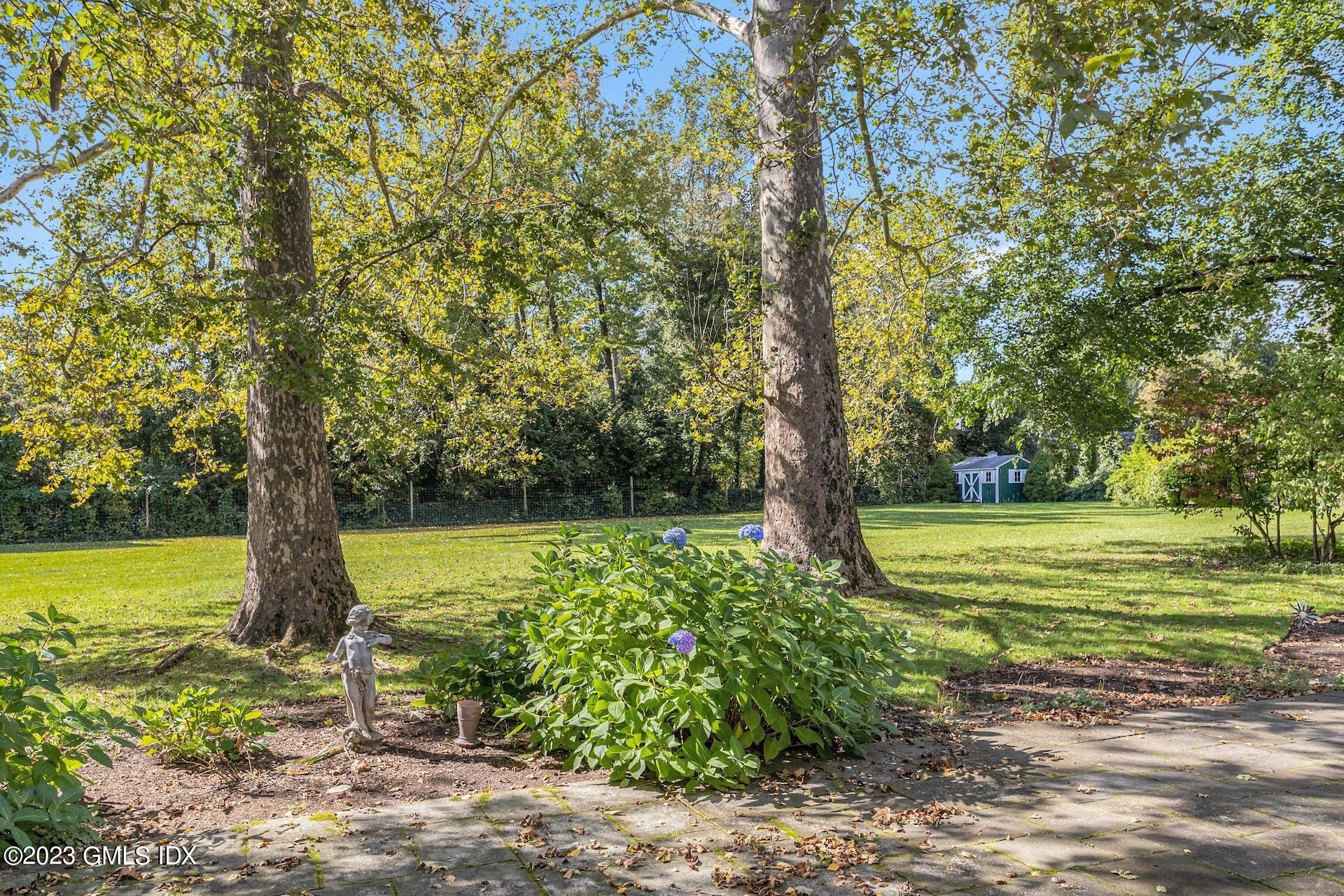 60 Midwood Road Greenwich, CT 06830 - Photo 6 of 29 006-453236-_X0A4517_12892291
