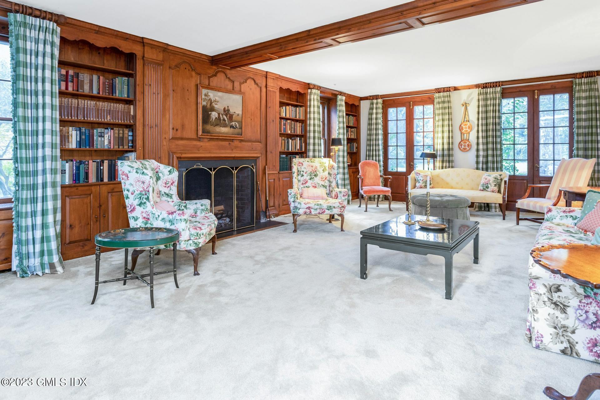 60 Midwood Road Greenwich, CT 06830 - Photo 10 of 29 010-453236-_X0A4489_12892269