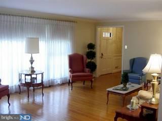 297 Upper Gulph Road Wayne, PA 19087 - Photo 2 of 6