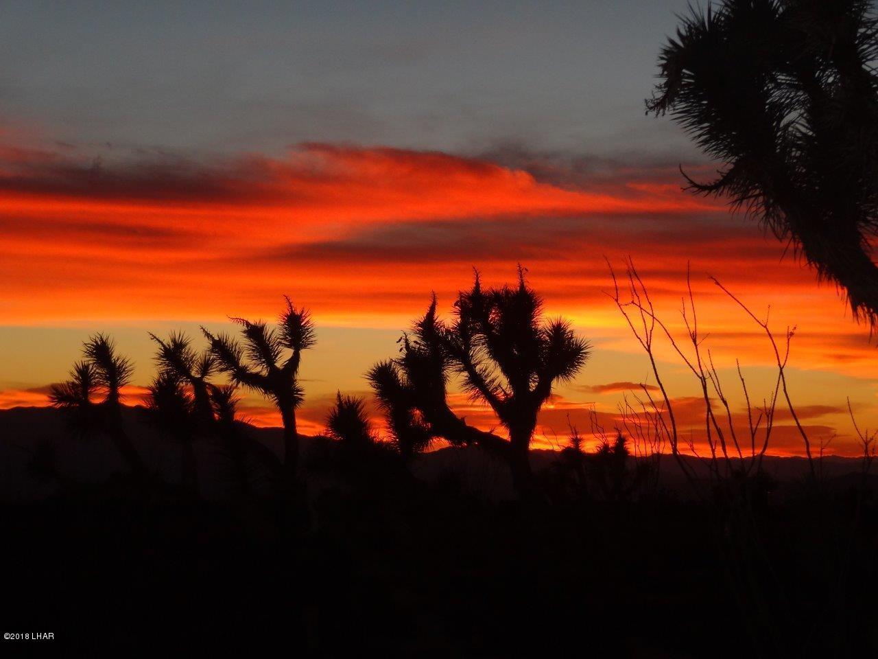 127 South Dennis Road Yucca, AZ 86438 - Photo 6 of 13 Gorgeous Sunsets