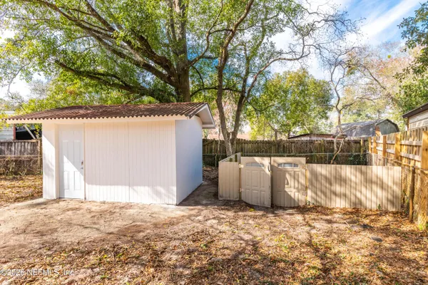 a view of a outdoor space