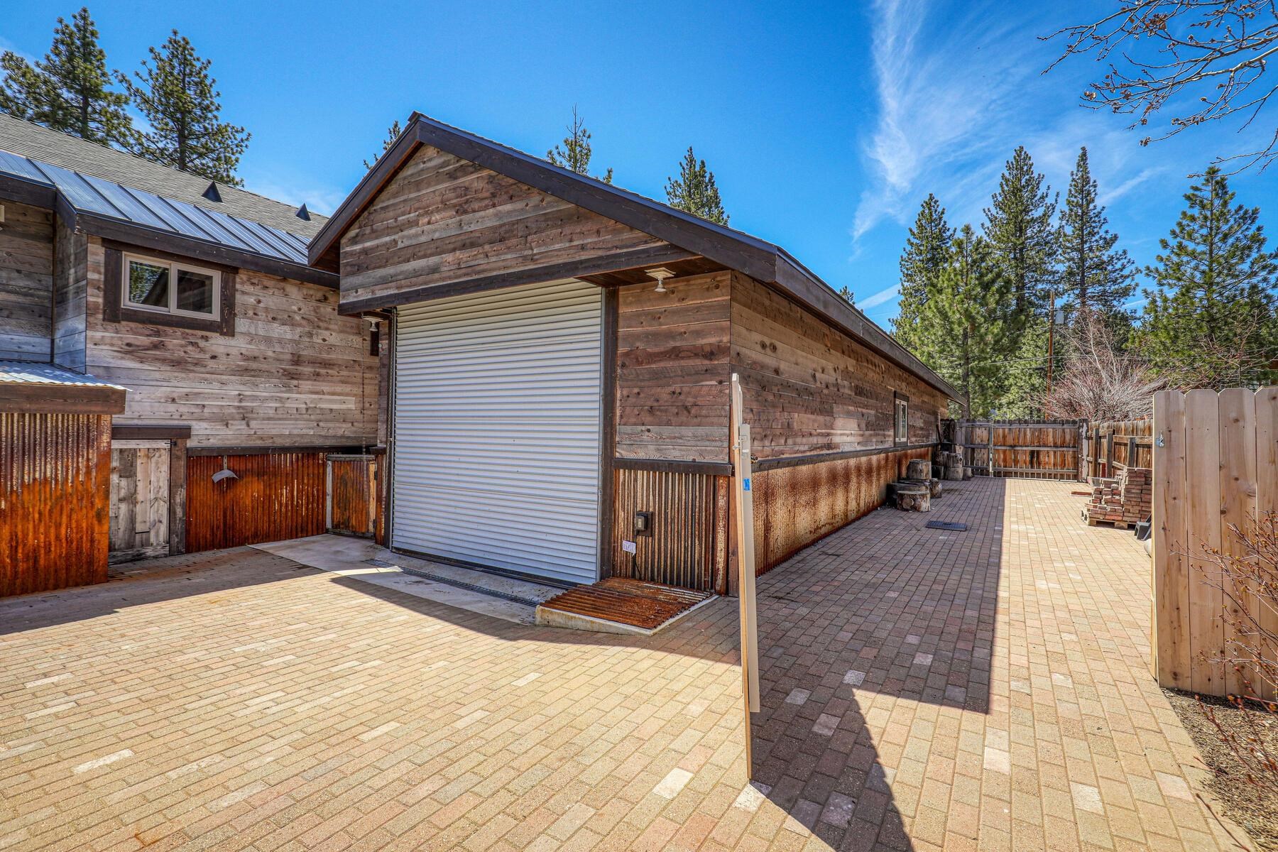 11811 Old Mill Road Truckee, CA 96161 - Photo 20 of 21 Gallery Image 20