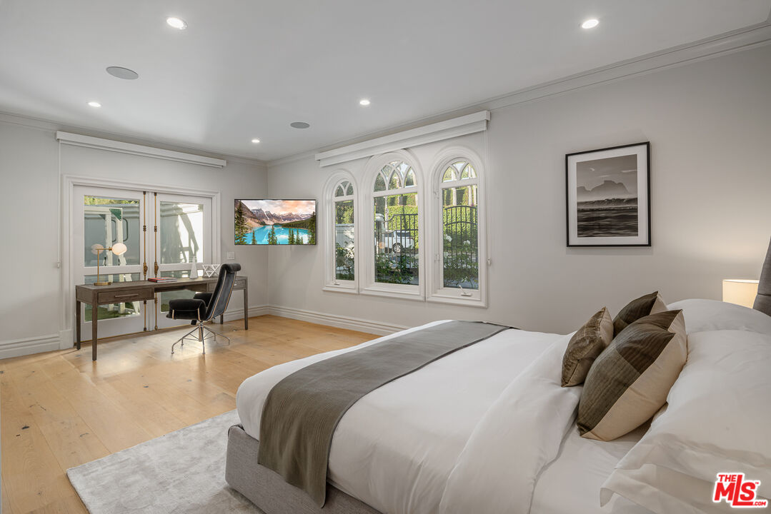 402 Doheny Road Beverly Hills, CA 90210 - Photo 33 of 55