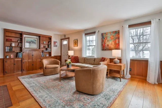 $599,900 | 10 Wood Street, Nashua, NH 03064