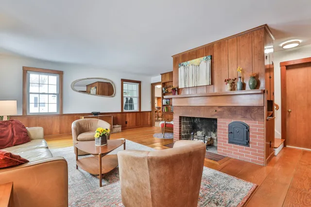 $599,900 | 10 Wood Street, Nashua, NH 03064