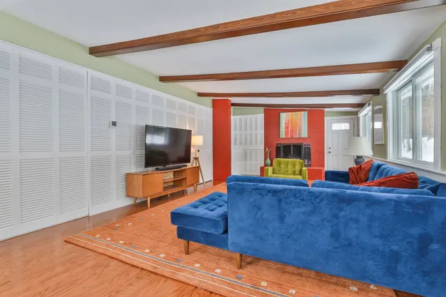 $599,900 | 10 Wood Street, Nashua, NH 03064