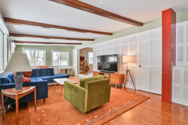 $599,900 | 10 Wood Street, Nashua, NH 03064