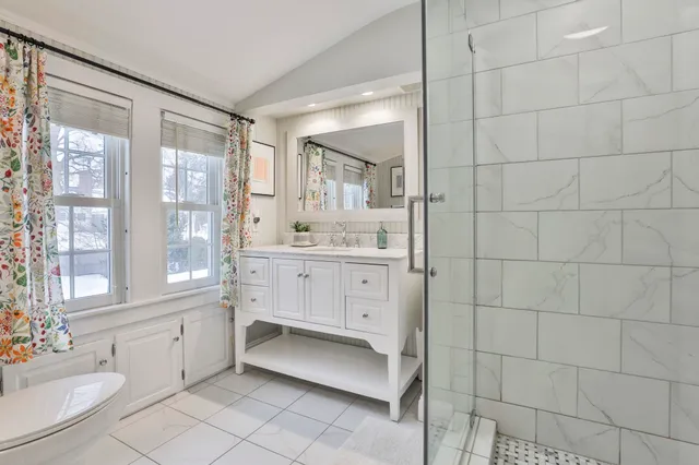 $599,900 | 10 Wood Street, Nashua, NH 03064