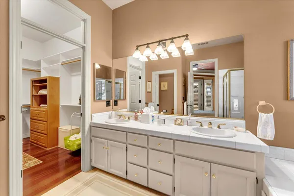 $655,000 | 2135 Adirondack Drive, Redding, CA 96001