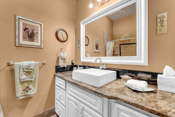 $655,000 | 2135 Adirondack Drive, Redding, CA 96001