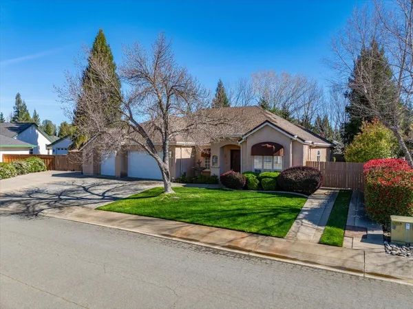$655,000 | 2135 Adirondack Drive, Redding, CA 96001