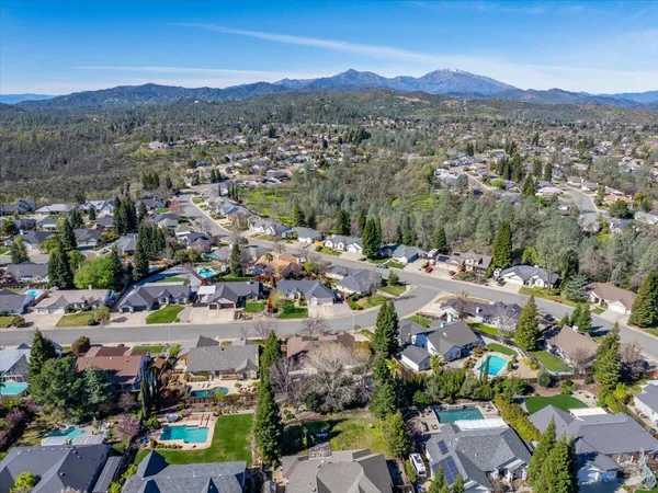$655,000 | 2135 Adirondack Drive, Redding, CA 96001