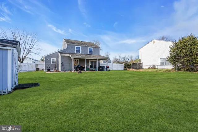 a front view of house with yard