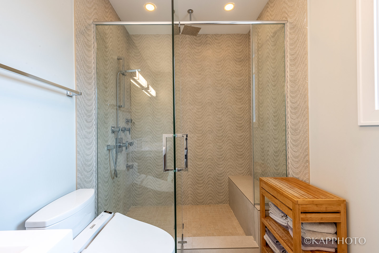 1430 West Fillmore Street, Unit 2W Chicago, IL 60607 - Photo 21 of 27 a bathroom with a tub and a shower