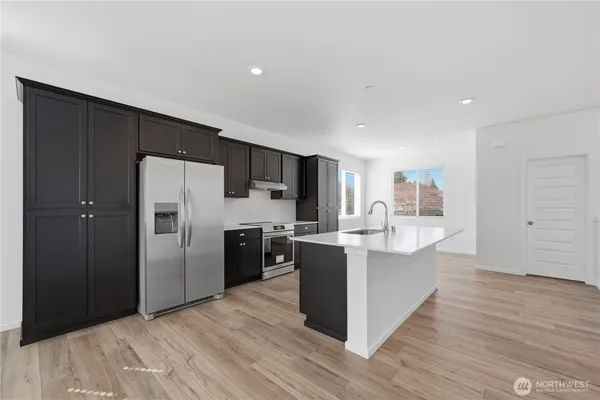$679,950 | 9811 31st Avenue Southeast, Unit B1, Everett, WA 98208