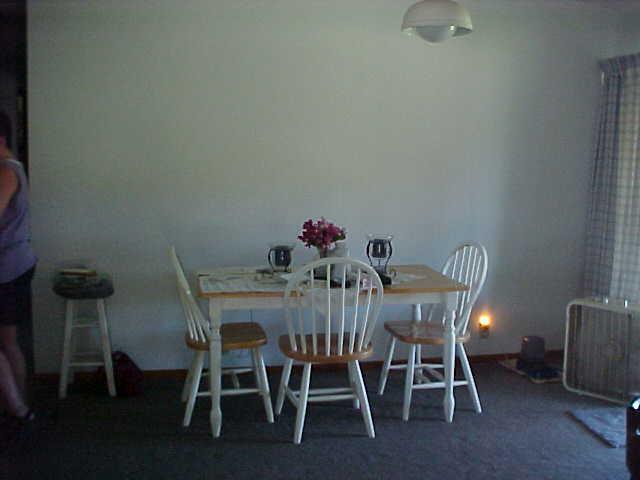 14040 Rutherford Road Yakima, WA 98903 - Photo 4 of 7 a view of a dining room with furniture