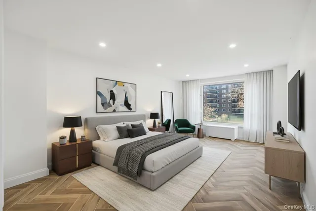 $988,000 | 166-25 Powells Cove Boulevard, Unit 3D | Beechhurst