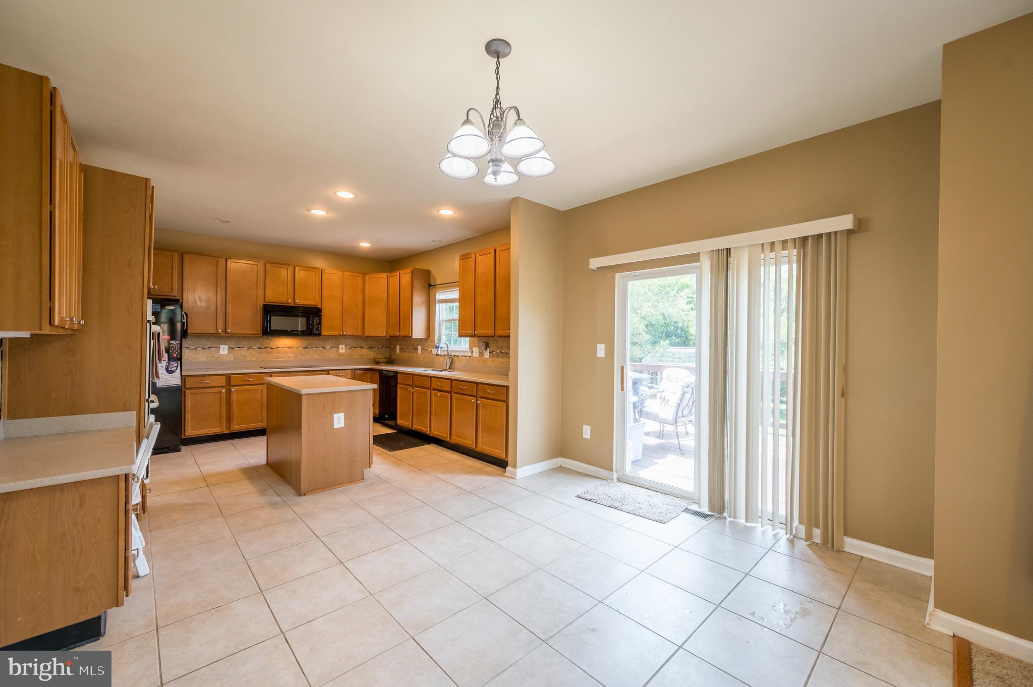 6020 Hunt Club Road Elkridge, MD 21075 - Photo 8 of 30 Breakfast room