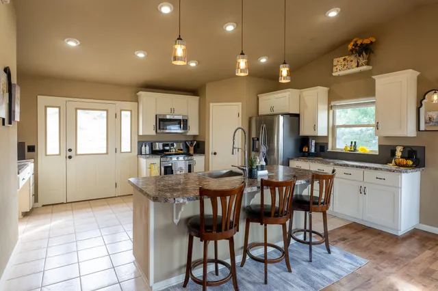 $719,900 | 2860 Scenic Hills Drive, Clarkston, WA 99403