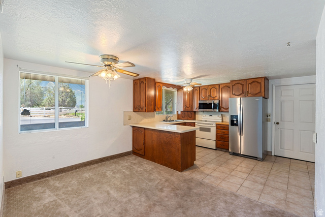 415 East Maple Street Mapleton, UT 84664 - Photo 10 of 48