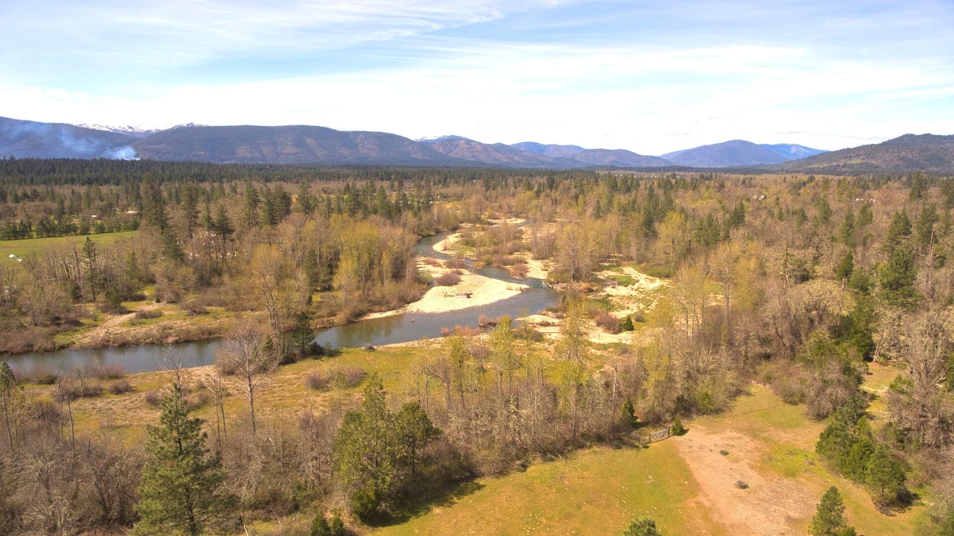 5048 Takilma Road Cave Junction, OR 97523 - Photo 26 of 28 5048 13