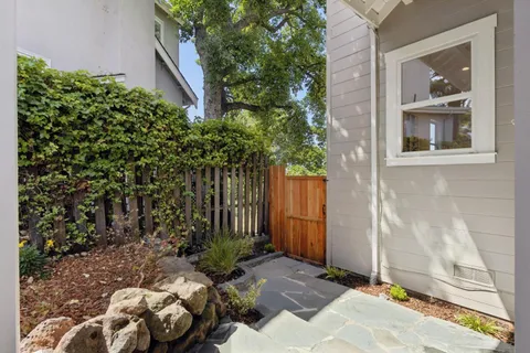 $4,288,000 | 853 Vista Drive, Redwood City, CA 94062