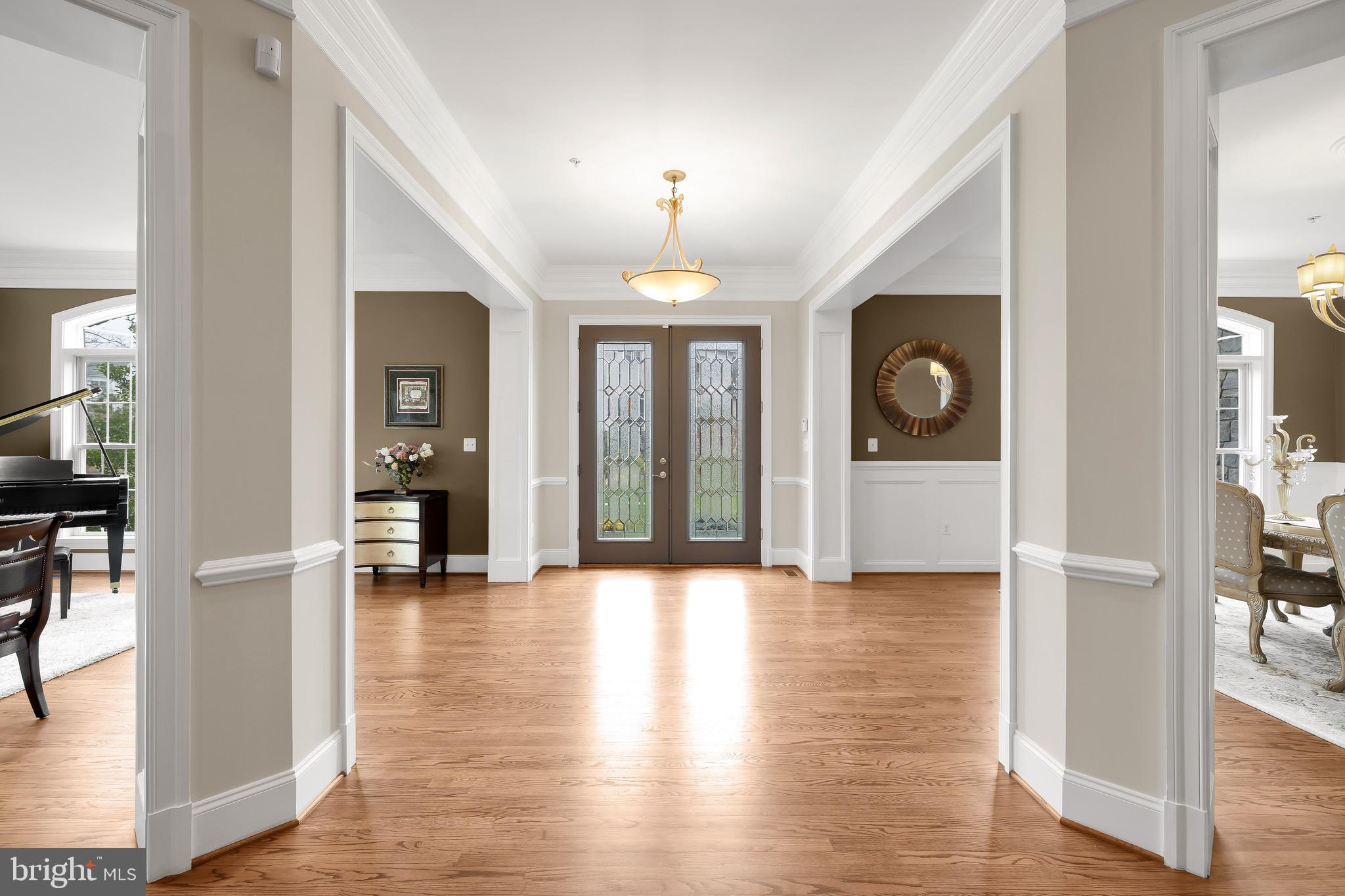 8908 Bells Mill Road Potomac, MD 20854 - Photo 11 of 91 Gallery Image 11